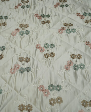Luxurious Quilted Bedcover (CTJAI12)