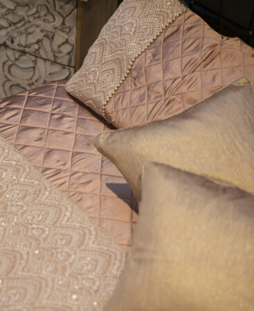 Luxurious Cotton Quilted Bedcover (HTCAL195)